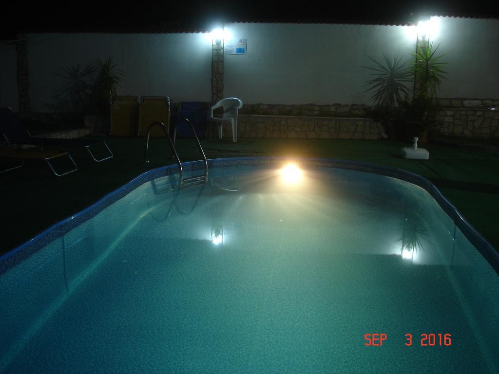 Guest House Camellia Berkovitsa Exterior foto
